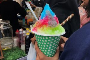 es serut pelangi kerucut