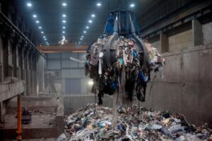 proses pengolahan limbah plastik