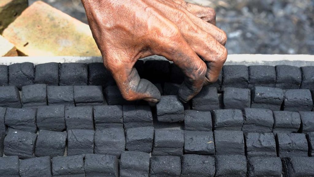 keuntungan lain dari penggunaan briket batubara