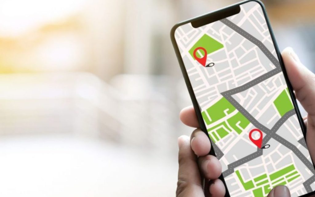 Keunggulan absensi berbasis GPS untuk memantau kehadiran karyawan secara real-time