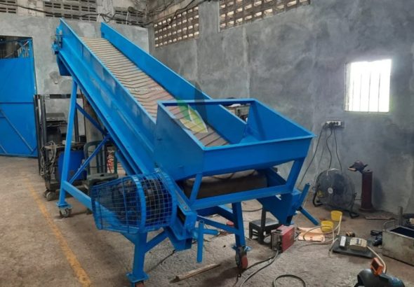 cara mengatasi belt conveyor miring